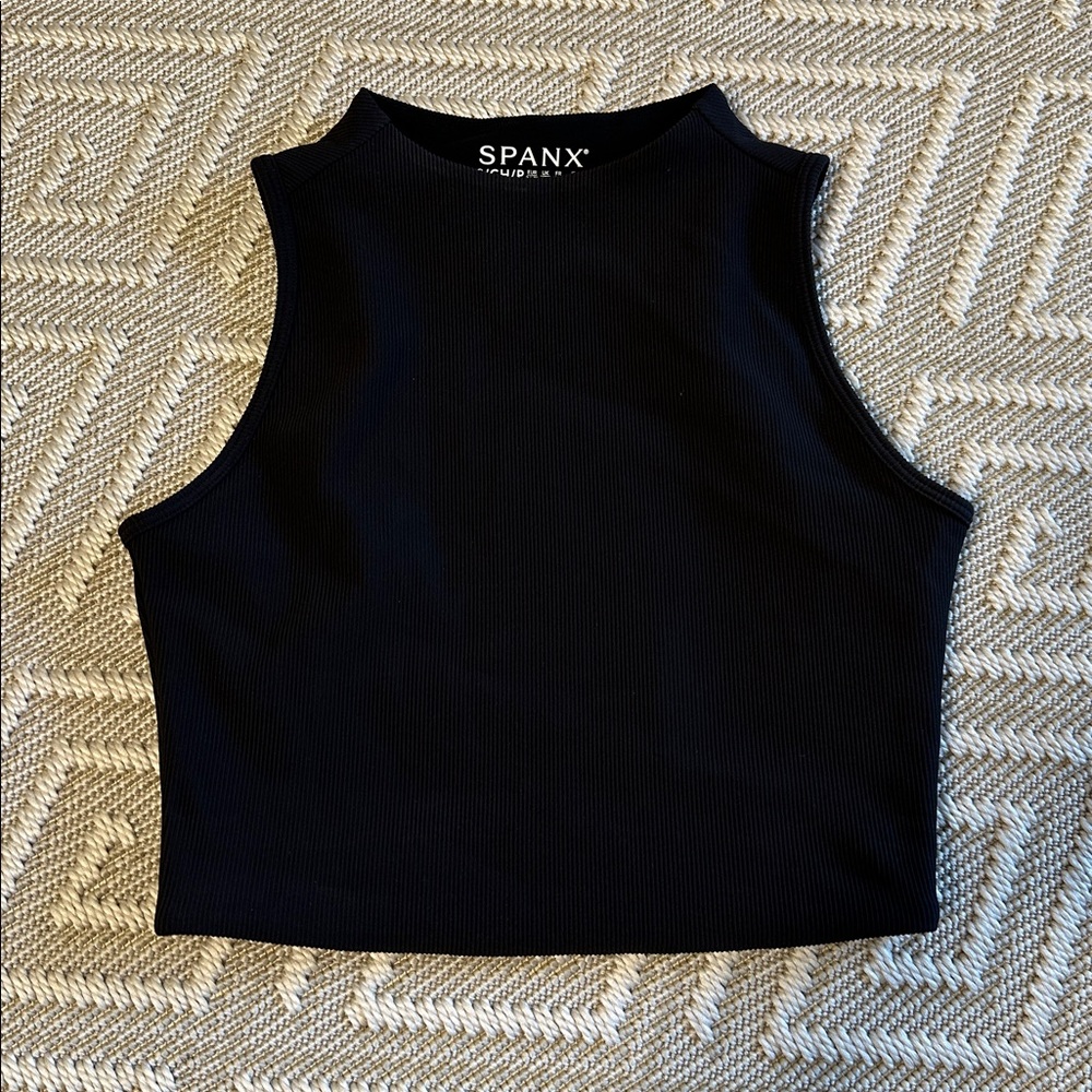 SPANX Contour Rib Mock Neck Crop Top- in Very Black *NWOT
